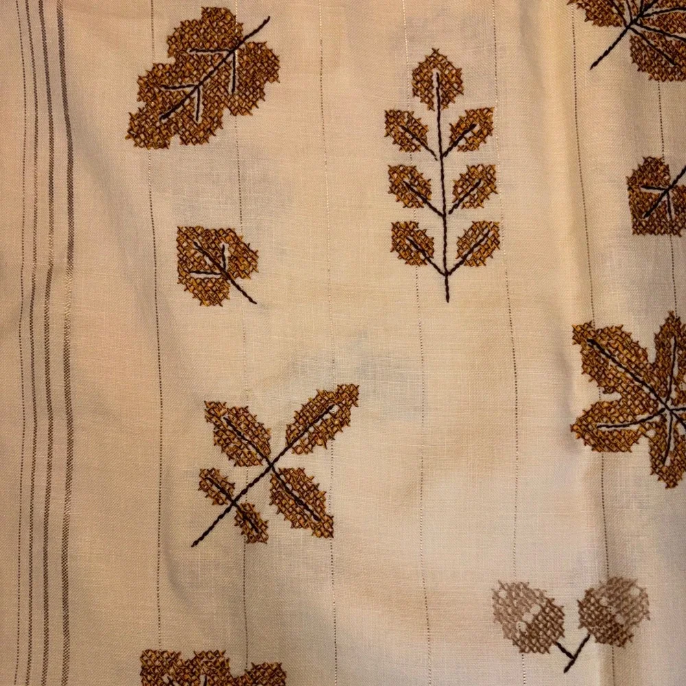 Vintage Embroidered Fall Leaf Table Cloth 60x75 Cream Gold Pinstripe Harvest